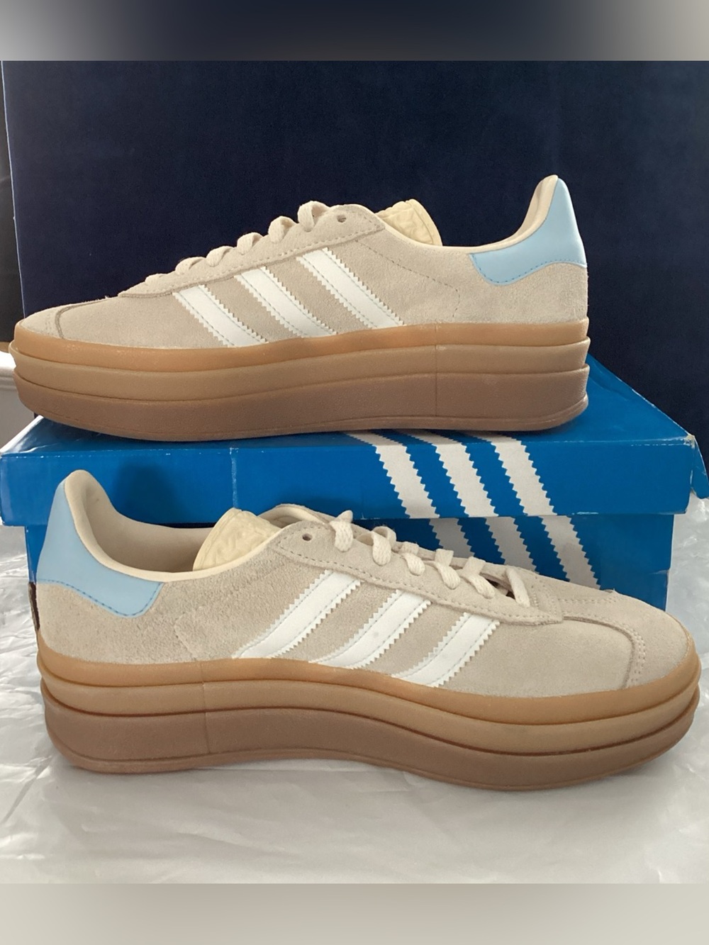 Adidas Gazelle Bold J Platform Sneakers Women’s 6 / 4.5Y Wonder White JH5540 - Picture 2 of 10